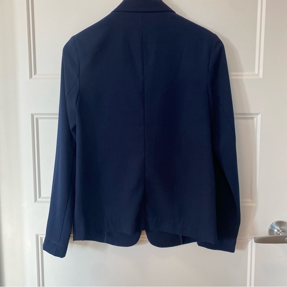 F21 Size Small Women’s Navy Blue Lightweight blazer with pockets - Picture 3 of 8